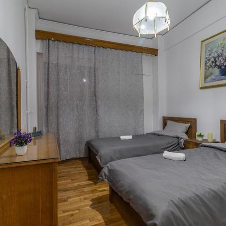 Studio Melange In Loutraki Dt Buitenkant foto