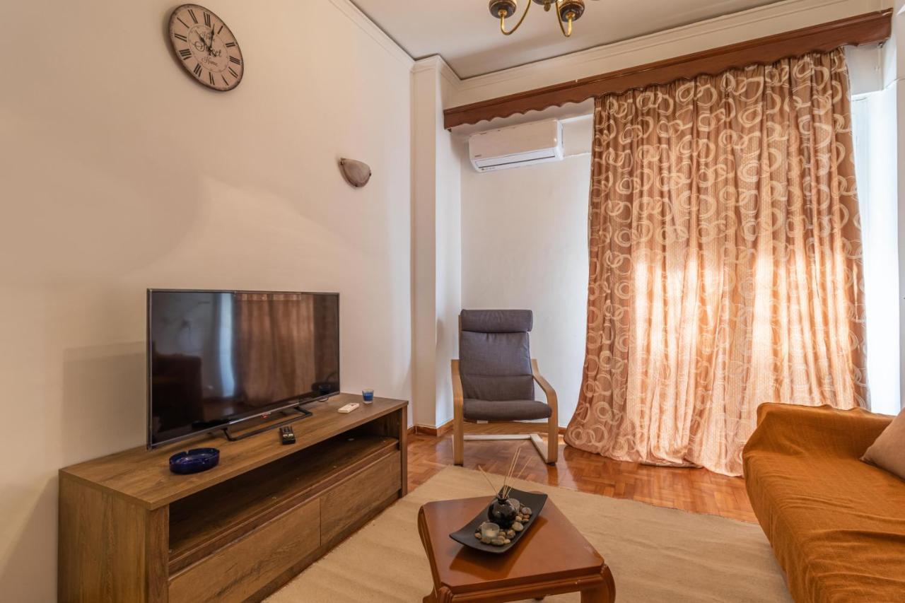 Studio Melange In Loutraki Dt Buitenkant foto