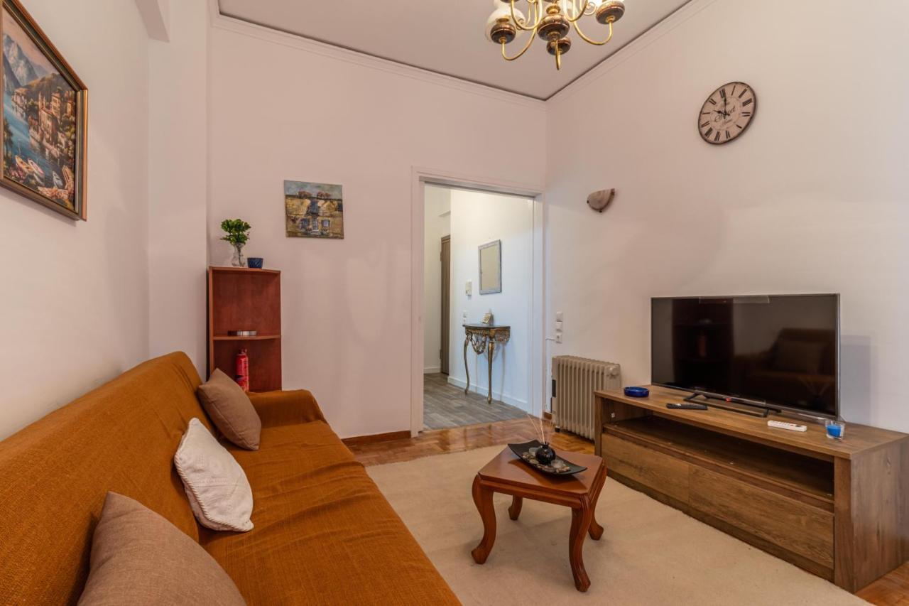 Studio Melange In Loutraki Dt Buitenkant foto