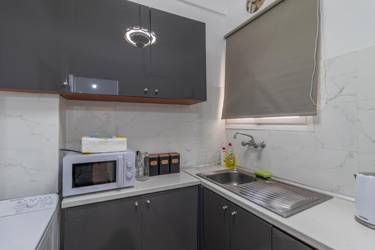 Studio Melange In Loutraki Dt Buitenkant foto